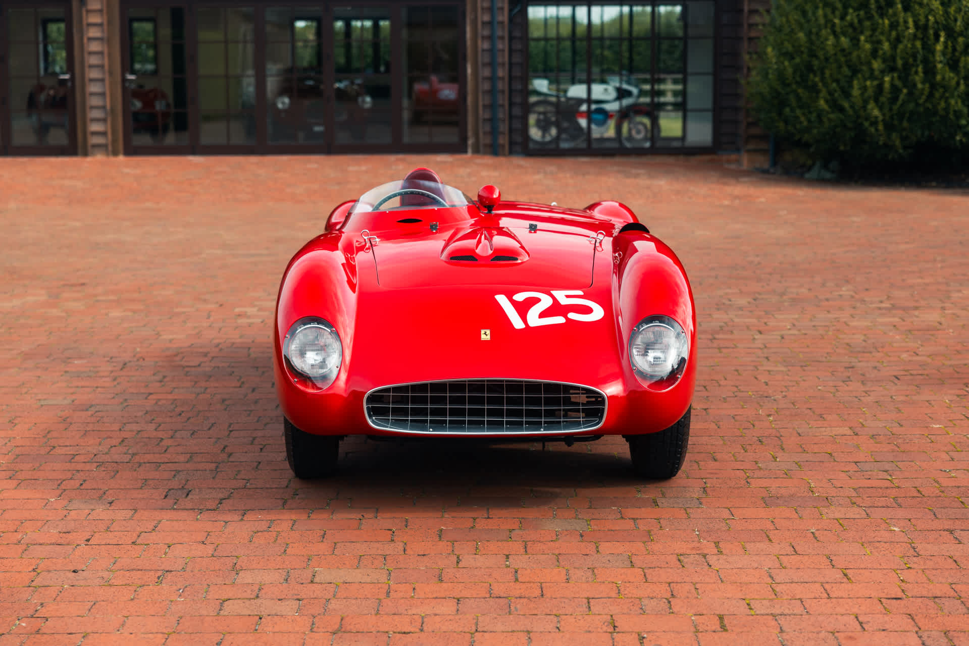 ミッレミリア　フェラーリ500TRC 1956年 1956 Ferrari 500 TR Spider | Girardo & Co